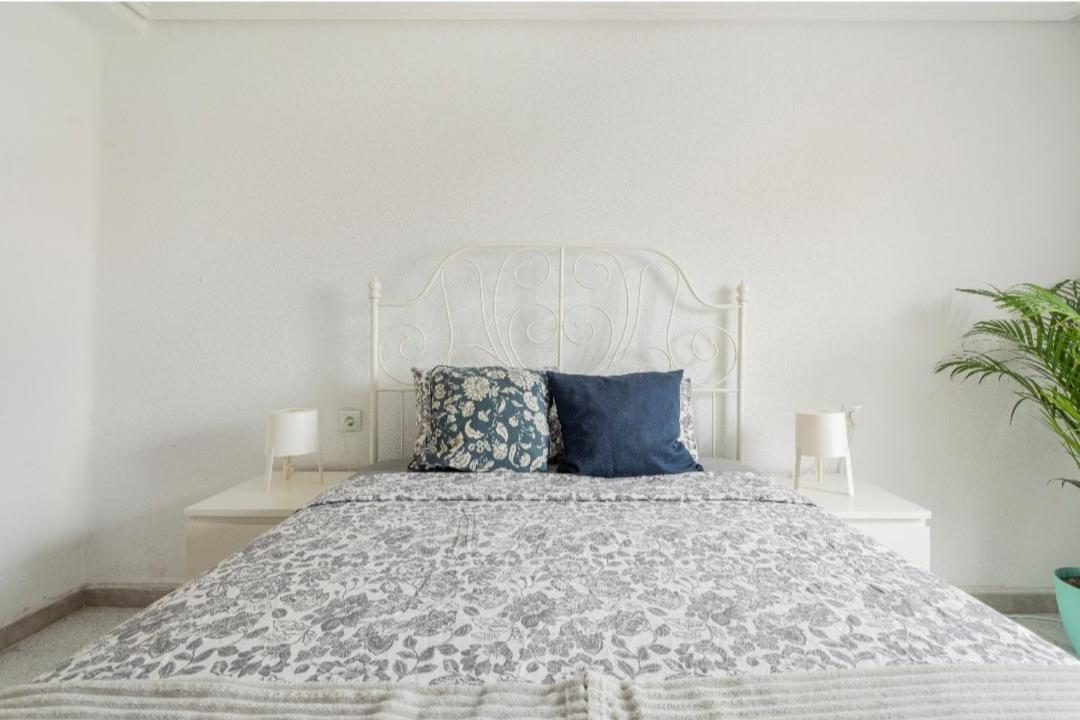 Holiday&Vacations Apartment On The Beach บาเลนเซีย ภายนอก รูปภาพ