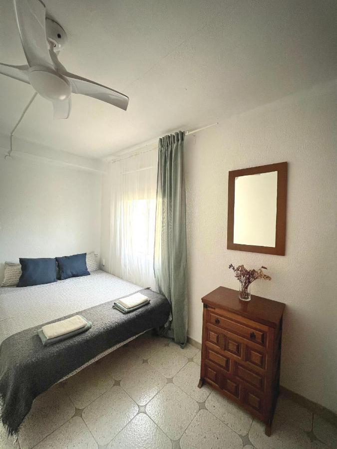 Holiday&Vacations Apartment On The Beach บาเลนเซีย ภายนอก รูปภาพ